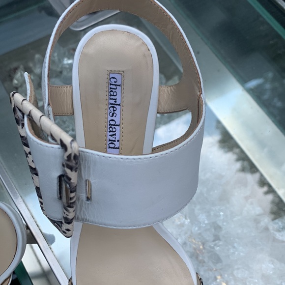 Charles David White and snakeskin Side buckle heel - Picture 3 of 12
